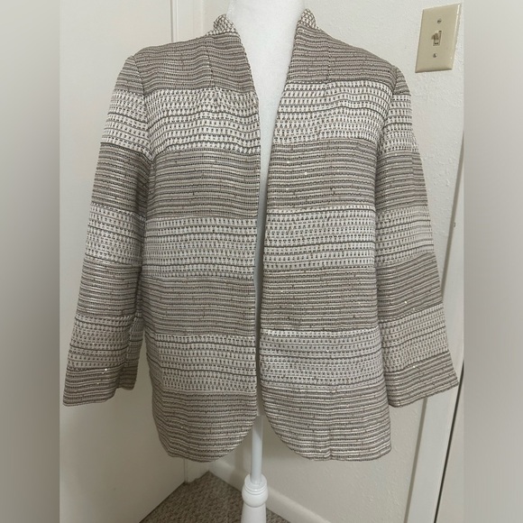 Chico’s SEQUINED TEXTURED JACKET Sz 1 (Med) - Picture 2 of 10